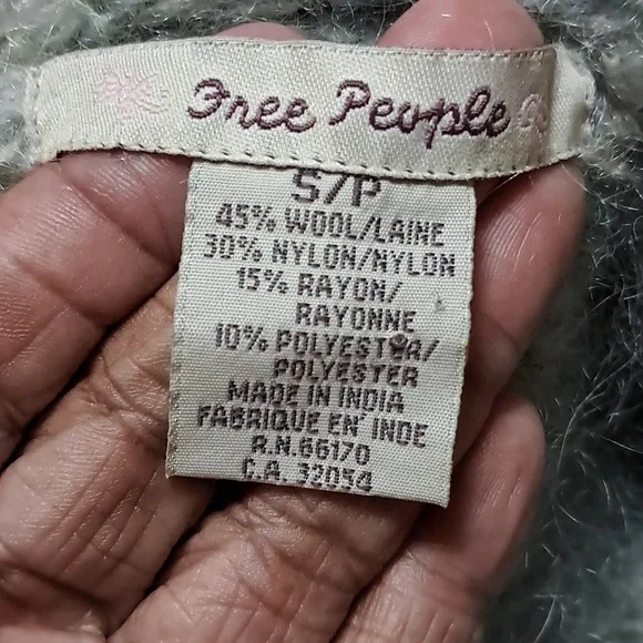 Free People Cozy Fuzzy Button-Up Cardigan Size S Boho Grandmacore - Picture 7 of 9